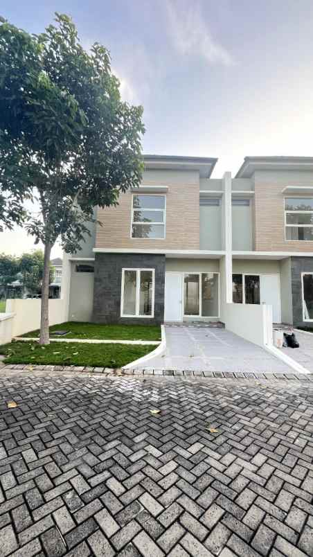 dijual rumah puri indah ketintang