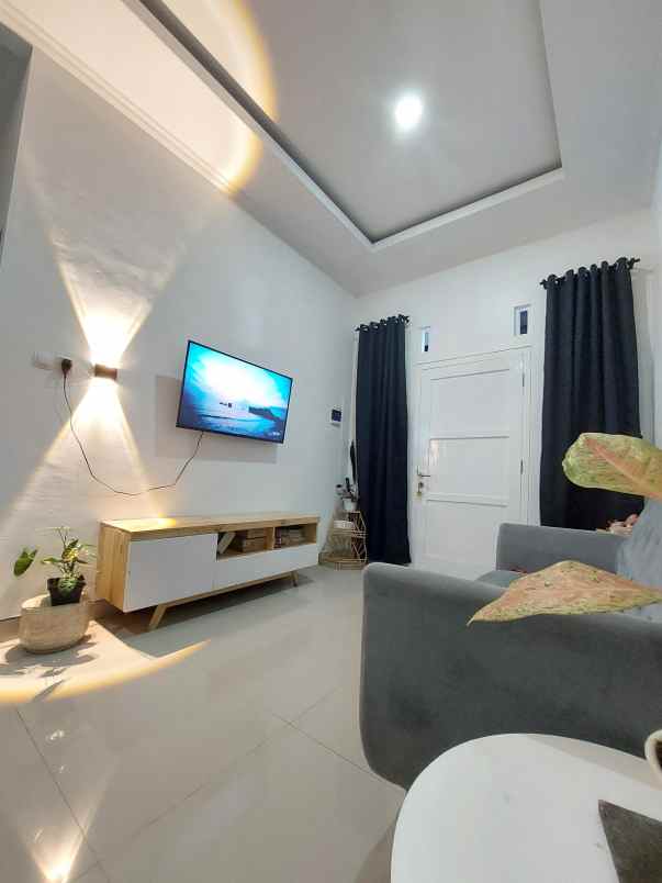 dijual rumah purwomartani