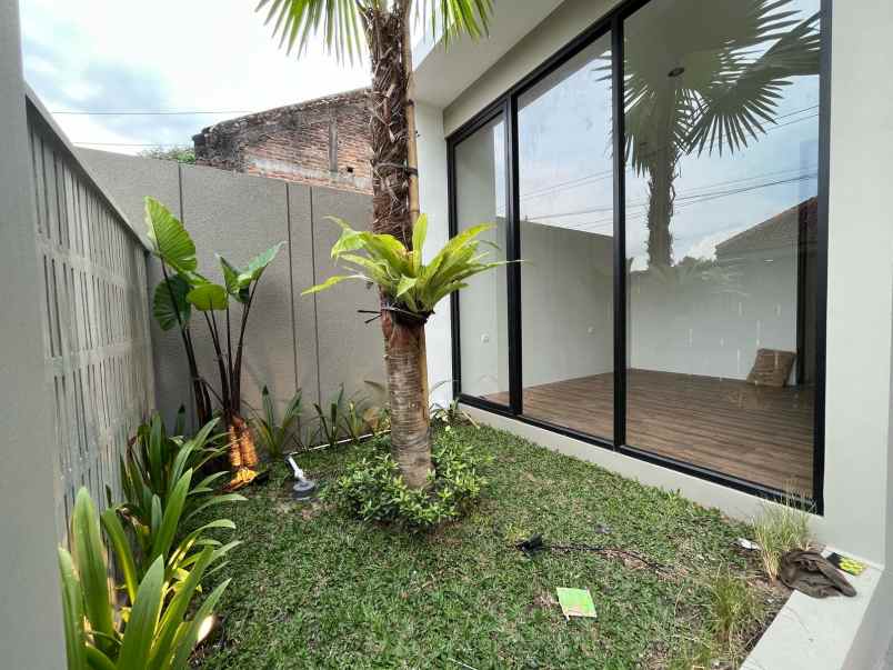 dijual rumah purwomartani