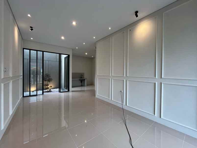 dijual rumah purwomartani