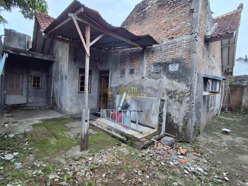 dijual rumah purwomartani