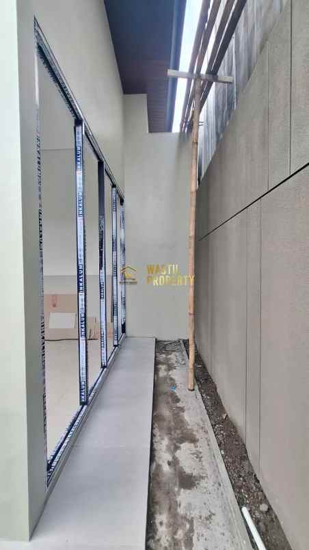 dijual rumah purwomartani