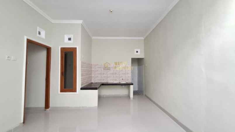 dijual rumah purwomartani kalasan