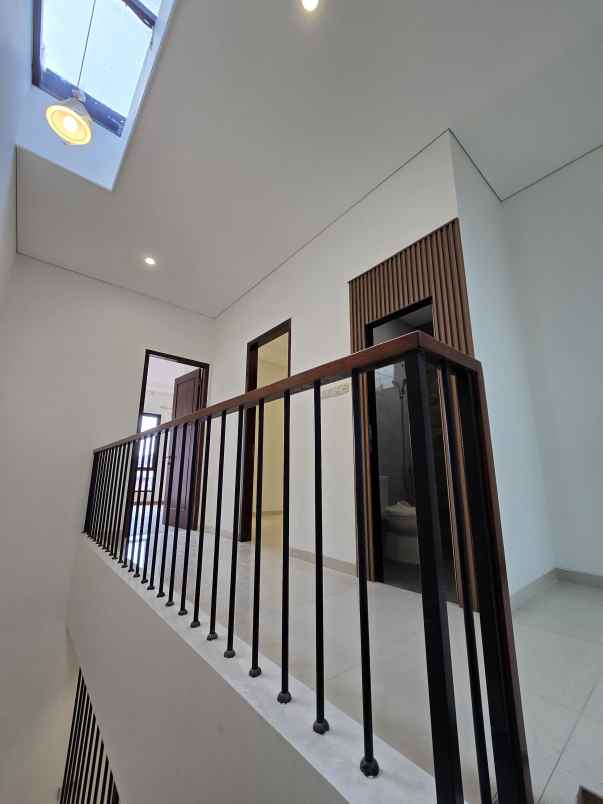 dijual rumah rawamangun jakarta timur