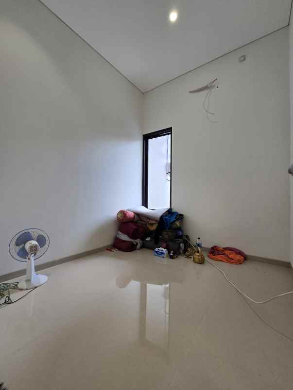 dijual rumah rawamangun jakarta timur