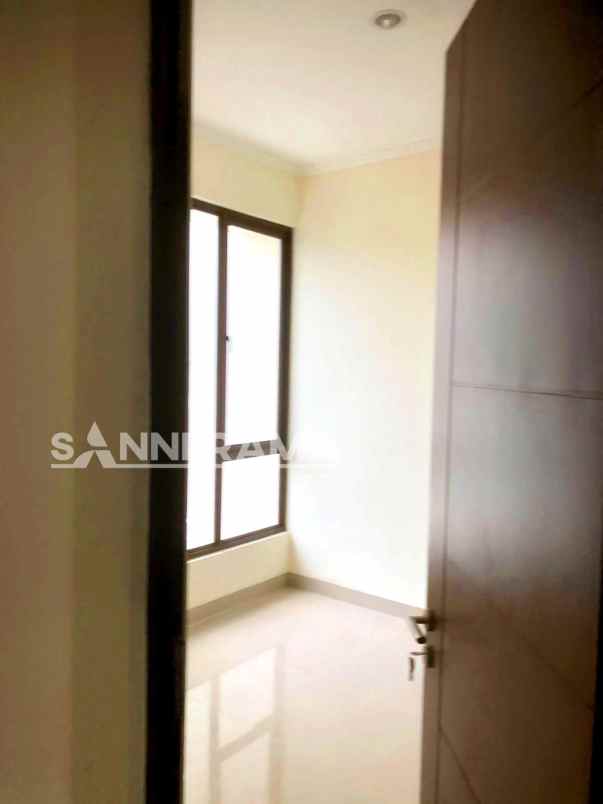 dijual rumah ready stok dekat akses tol desari