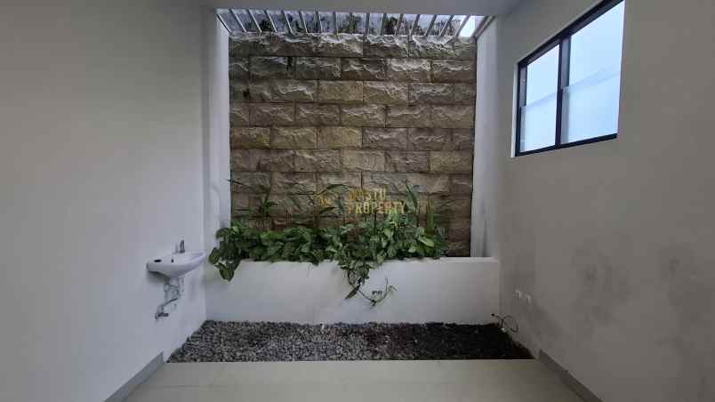 dijual rumah sariharjo kec ngaglik kab