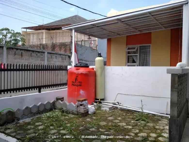 dijual rumah sariwangi regency