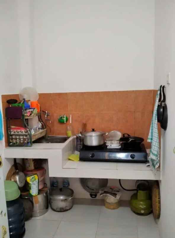 dijual rumah sariwangi regency