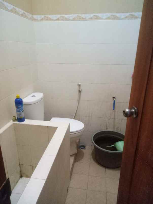 dijual rumah siap huni