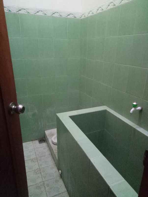 dijual rumah siap huni