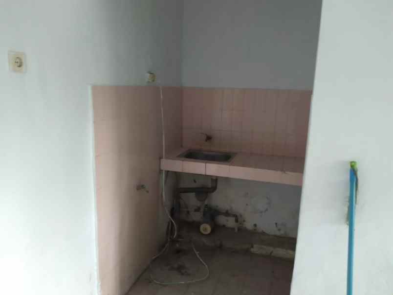 dijual rumah siap huni