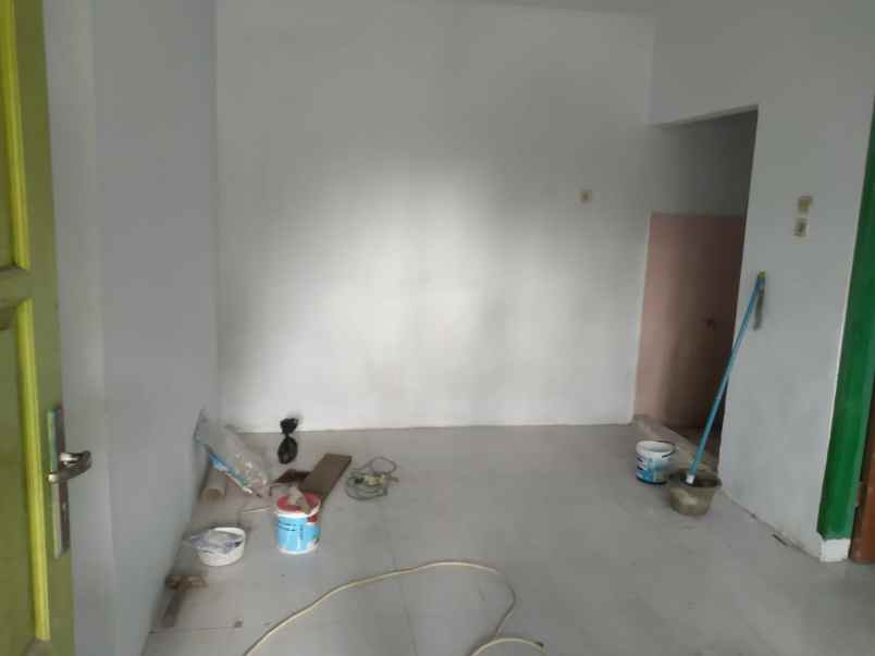 dijual rumah siap huni