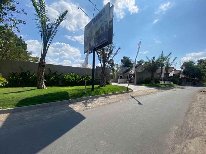 dijual rumah siap huni di perumahan cluster prambanan