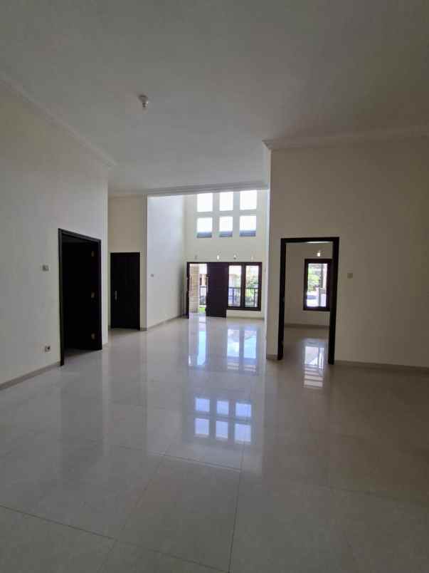 dijual rumah siap huni lokasi di tidar malang