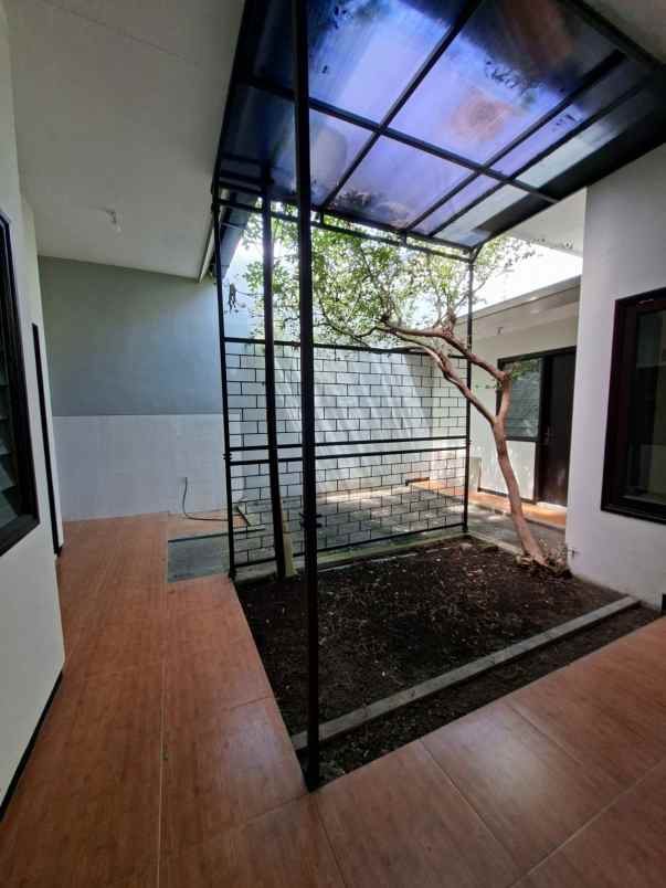dijual rumah siap huni lokasi di tidar malang