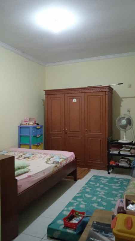 dijual rumah siaphuni di eramas 2000 jakarta timur