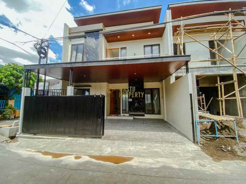 dijual rumah sidoarum godean sleman