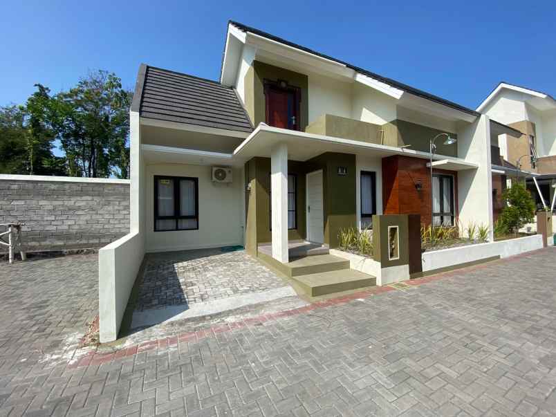 dijual rumah sidomuku randusari
