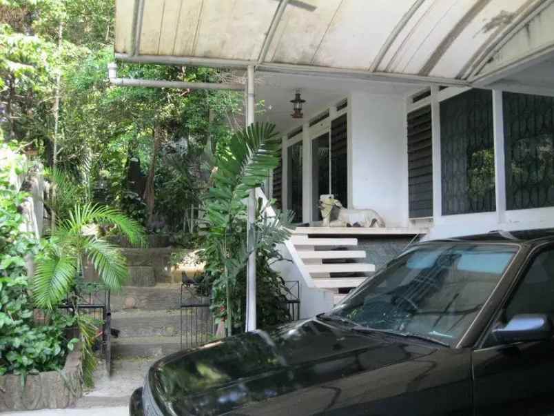 dijual rumah simprug garden