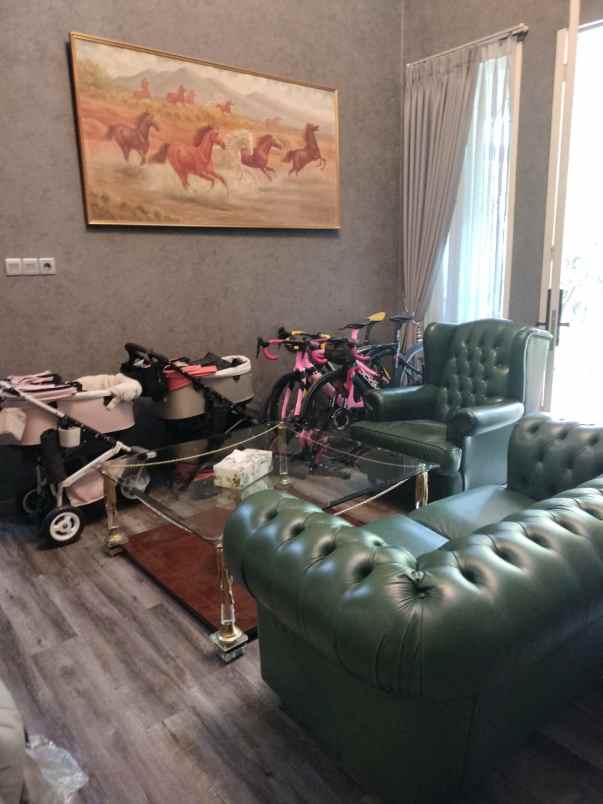 dijual rumah srengseng kembangan