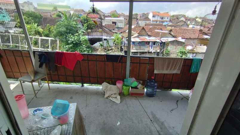 dijual rumah stasiun tugu