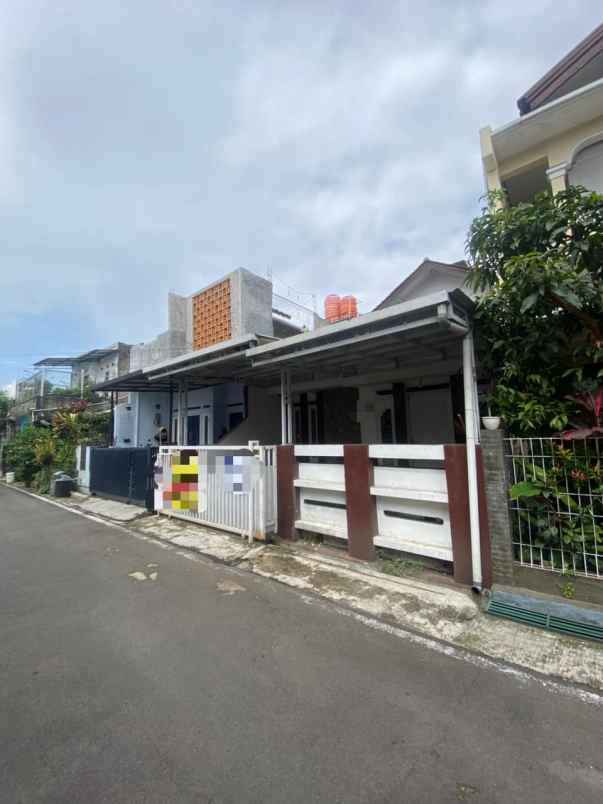 dijual rumah sukanagara dekat griya