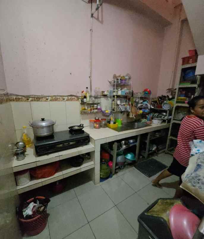 dijual rumah summarecon kelapa molek