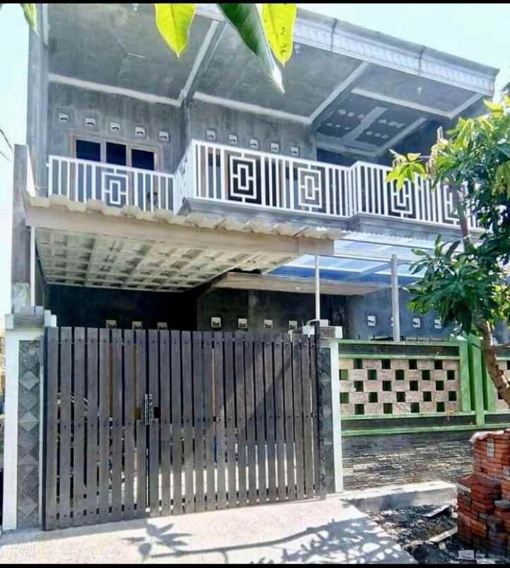 dijual rumah surya citra
