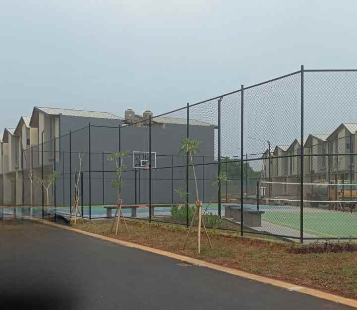 dijual rumah suvarna sutera tangerang