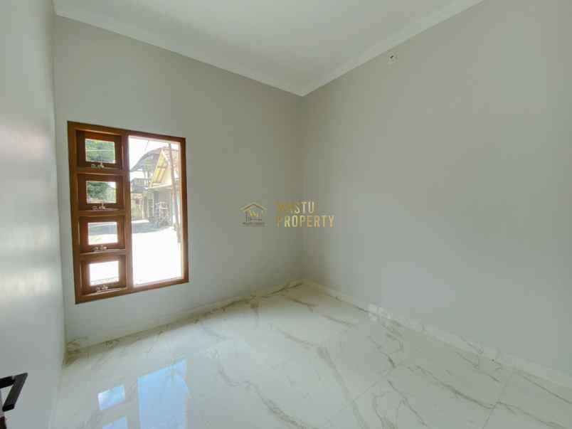 dijual rumah tamanmartani