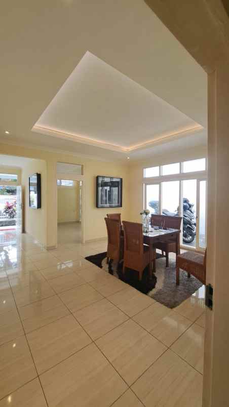 dijual rumah tamansiswa lodaya