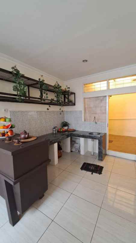 dijual rumah tamansiswa lodaya