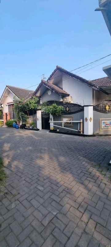 dijual rumah tamantirto 3 km kampus umy