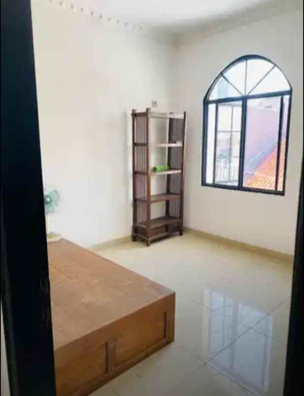 dijual rumah tebet barat dalam jakarta