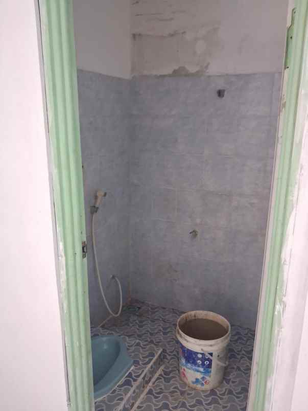 dijual rumah tembalang