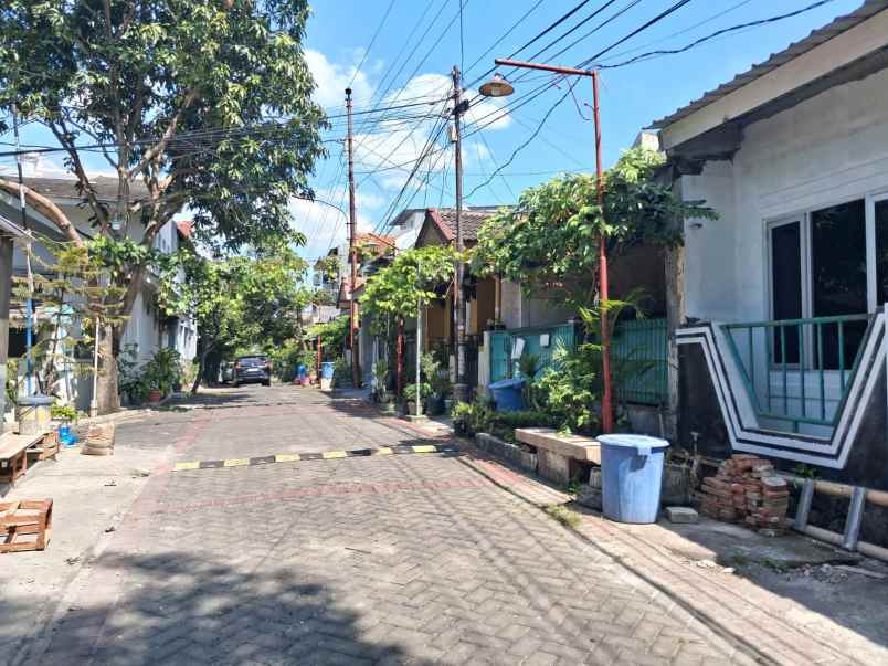 dijual rumah tembalang