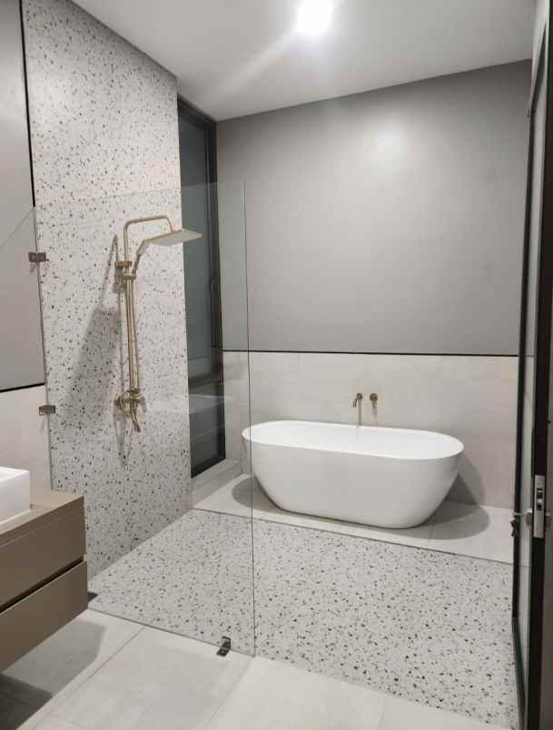 dijual rumah the green bsd tangerang