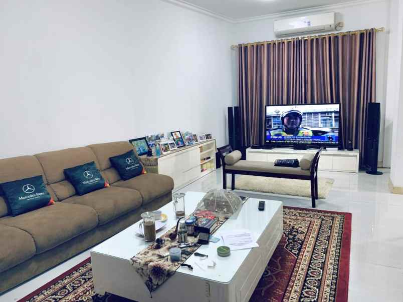 dijual rumah the royal residence