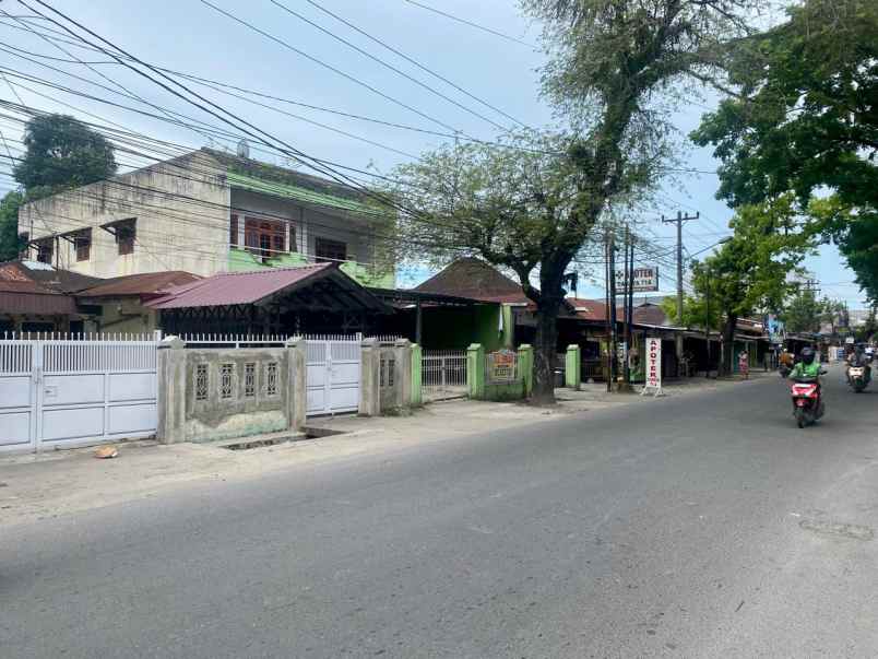 dijual rumah tinggal 2 lantai jl bromo medan
