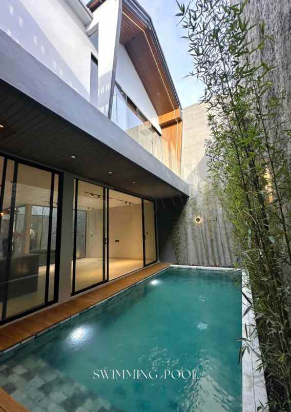 dijual rumah villa area gatsu barat denpasar bali