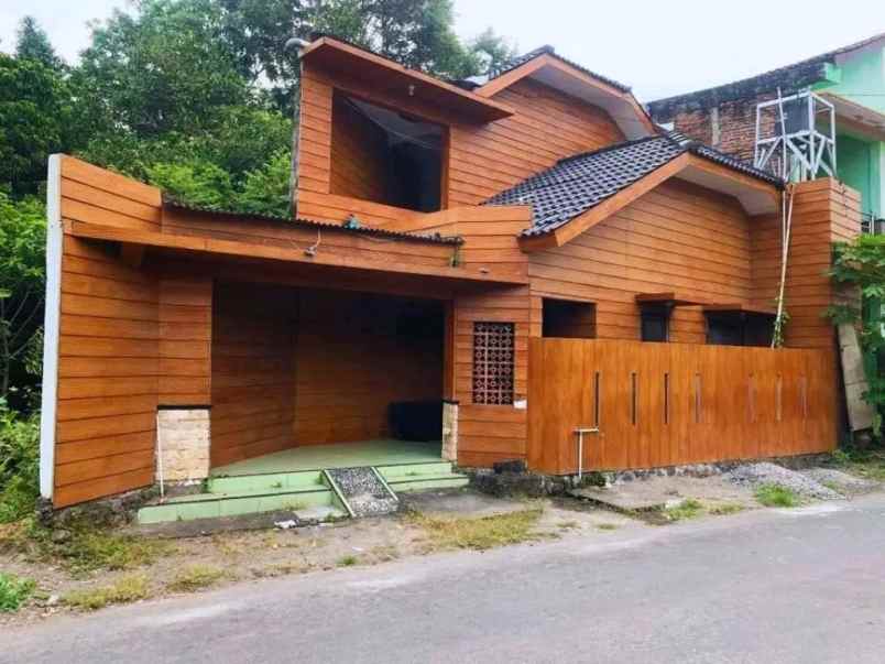 dijual rumah wedomartani