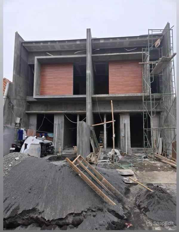 dijual rumah wisma mukti klampis anom