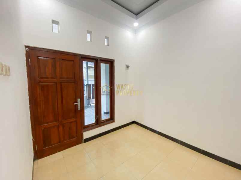 dijual rumah wonokromo