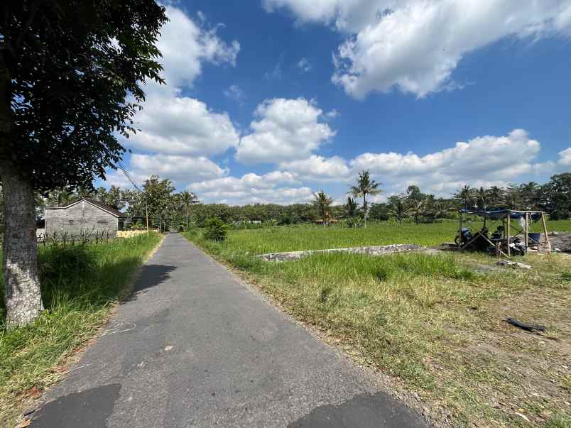 dijual tanah jl pandanaran uii