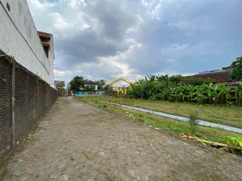 dijual tanah maguwoharjo kec depok kab