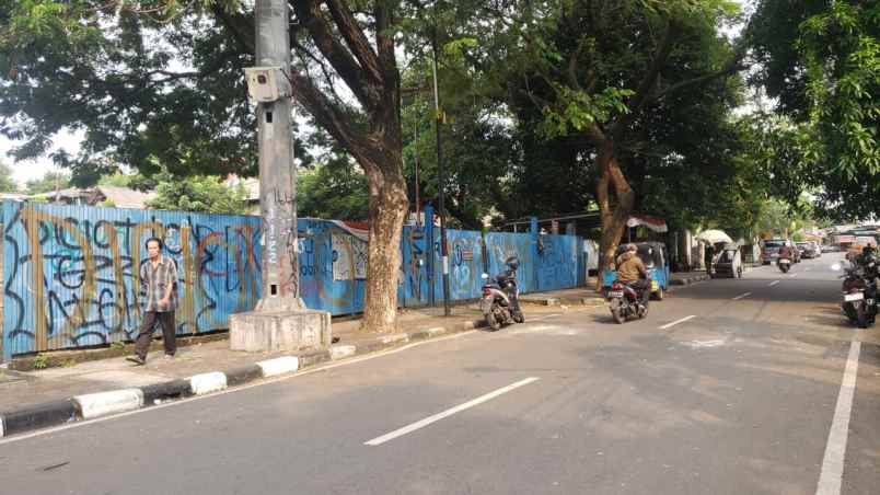 dijual tanah tanah di jl cisadane kel