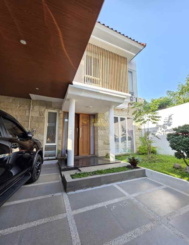 dijual villa sendangadi