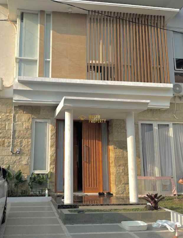 dijual villa sendangadi