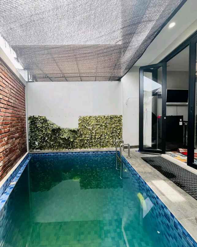 dijual villa sleman utara